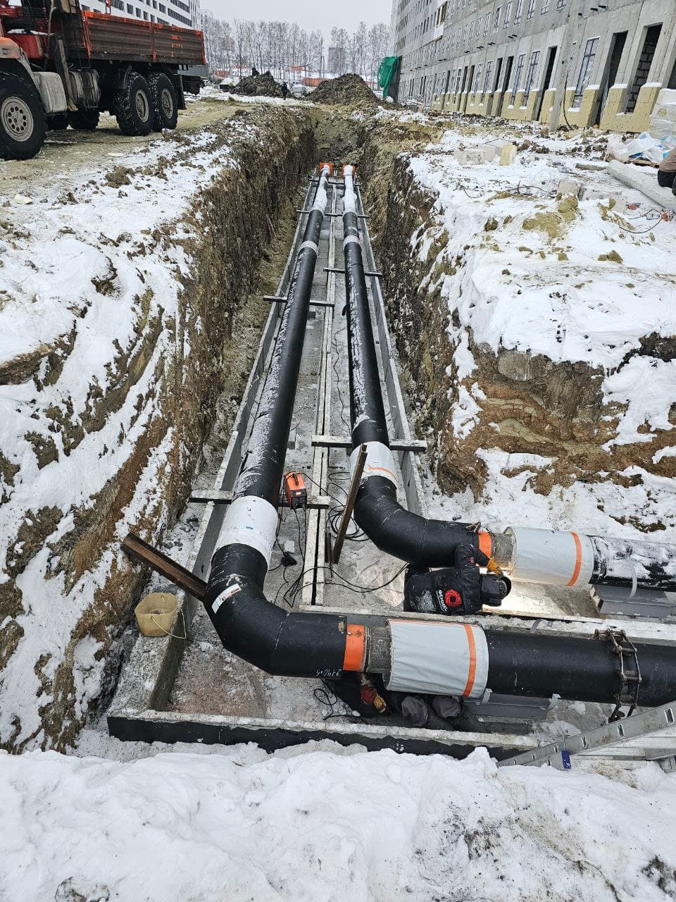 Строительство уч.т/с к МКД 7,8 Лугометрия